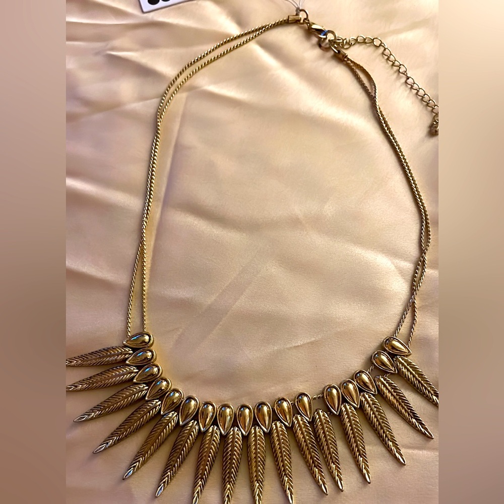 Romolo Gold Feathered Necklace